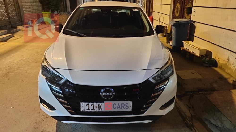 نیسان ڤێرسا